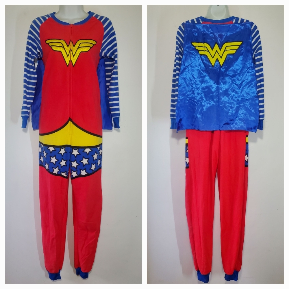 Wonder Woman Sze XS/S PJs Onesie Pajamas Hero Fleece Long Costume WW84 DC Comics - Picture 12 of 12